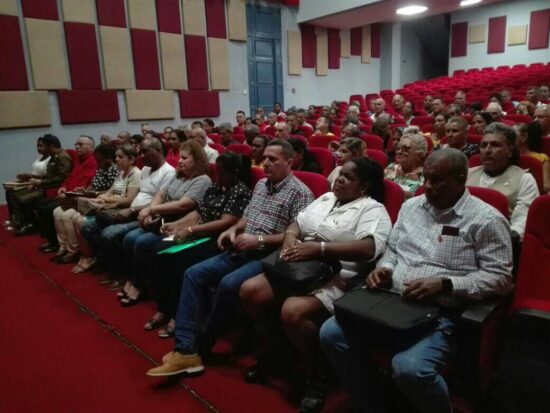 Vista parcial de la Asamblea Municipal del Poder Popular de Trinidad, convocada para elegir al gobernador y al vicegobernador de la provincia de Sancti Spíritus.