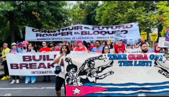 La solidaridad con Cuba se acrecienta ante el férreo bloqueo económico, comercial y financiero de Estados Unidos contra la Mayor de las Antillas. Foto: @DiazCanelB. 