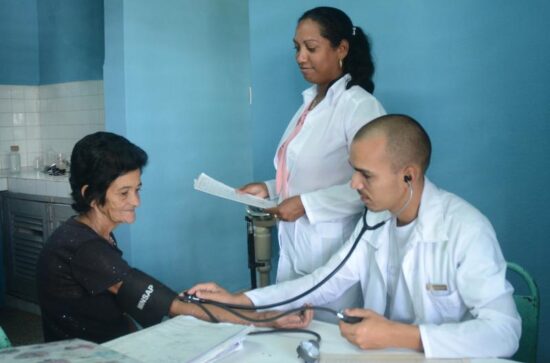 El consultorio médico, una de las fortalezas para los pobladores de El Algarrobo, en el municipio de Trinidad.