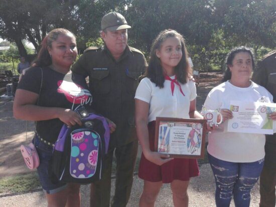 El aniversario 62 de creado el MIINTpor idea del Comandante en Jefe, motivó la entrega en Trinidad de Cuba de los premios del concurso nacional Bombero Voluntario Soy. Fotos: Alipio Martínez Romero/Radio Trinidad Digital.