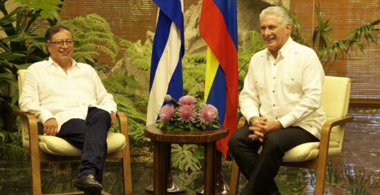 Los dignatarios dialogaron en el Palacio de la Revolución, de La Habana. Foto: PL.