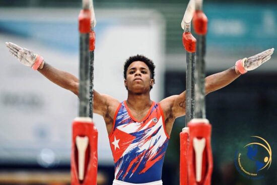 Escandón, una de las promesas de la gimnasia artística cubana.
