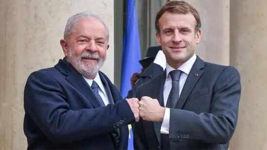 El presidente brasileño Lula da Silva y su par francés, Emmanuel Macron. Foto: Prensa Latina.