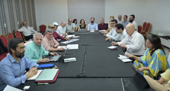 Mesa de conversaciones de paz entre el Gobierno de Colombia y el Ejército de Liberación Nacional (ELN) en La Habana, 8 de junio de 2023. Foto: @DelegacionEln/Twitter