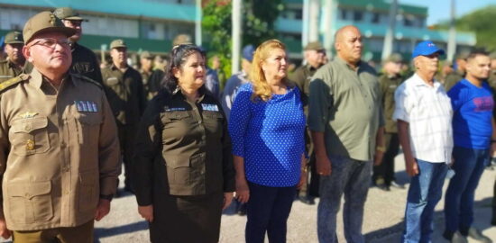 El acto contó con la presencia de la miembro del Comité Central del Partido y su primera secretaria en la provincia Deivy Pérez Martín, el gobernador Alexis Lorente Jiménez y la primera coronel Dorisbel Martín Ojeda, jefa provincial del Minint.