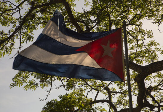 Bandera cubana, en Guisa, provincia Granma. Foto: Ismael Francisco/ Cubadebate.