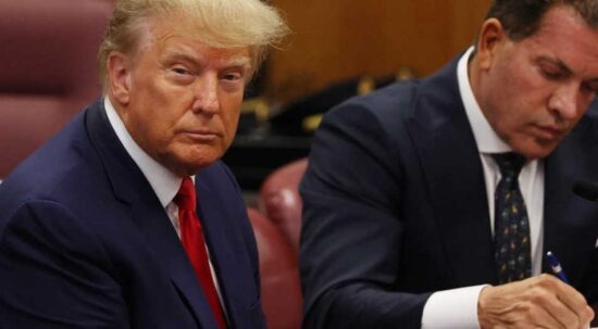 Trump se declaró inocente el martes pasado de 37 cargos luego de una acusación del Departamento de Justicia que alegaba que violó la Ley de Espionaje. Foto: PL.