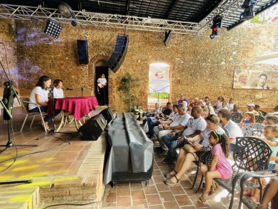 Dirigentes de la localidad presiden la presentación de la campaña Trinidad 510, Nuestra ciudad, nuestra esencia. Foto: Oficina del Conservador.