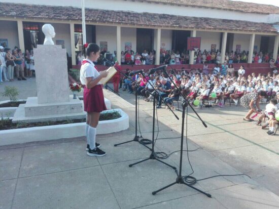 Inicio del curso escolar 2023-2024 en Trinidad de Cuba.