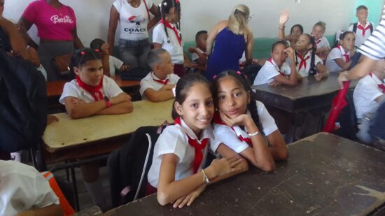 Inicio del curso escolar 2023-2024 en Trinidad de Cuba.