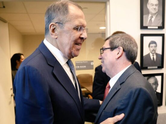 Encuentro entre el canciller de Rusia, Serguéi Lavrov, y su homólogo cubano, Bruno Rodríguez Parrrilla, en el marco de la 78 sesión de la Asamblea General de la ONU. 