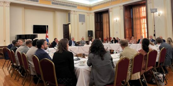 En el encuentro se dialogó sobre colaboración y sobre cuánto se puede hacer para tender puentes. Foto: @PresidenciaCuba.