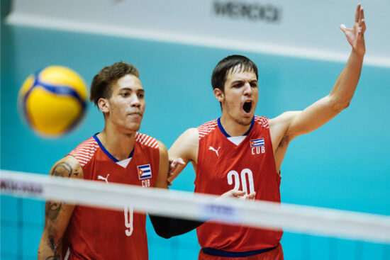 José Ramón Gómez (número 20) uno de los principales baluartes de Cuba a la Copa Panamericana de voleibol.