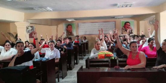 Los jóvenes dialogarán sobre cómo lograr una mejor juventud en cada municipio de la provincia. Foto: Abran Sánchez.